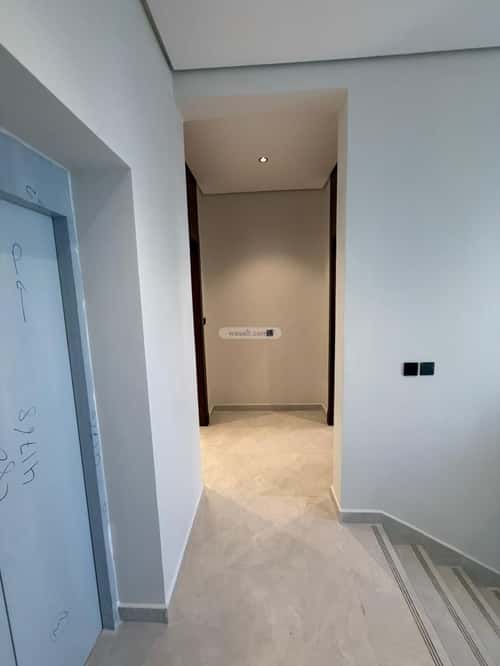 5 bedroom apartment in Al Janadriyah 19