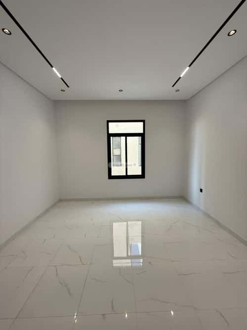 5 bedroom floor in Al Janadriyah 10