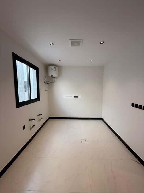 5 bedroom floor in Al Janadriyah 19