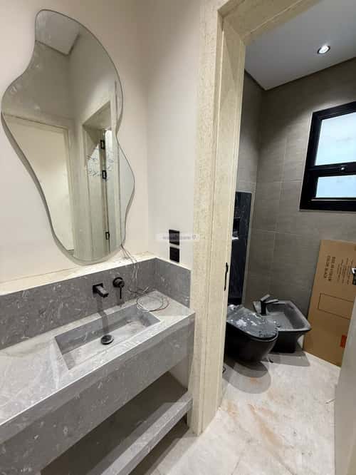 5 bedroom apartment in Al Rimal 9