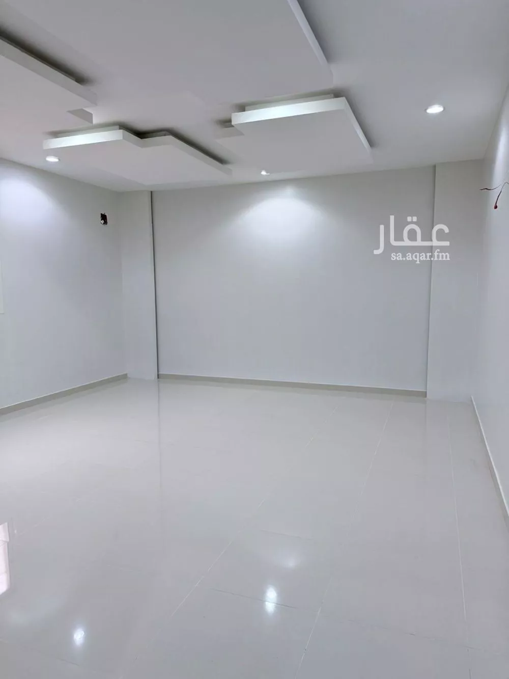 دور 3 غرف في المونسية 7