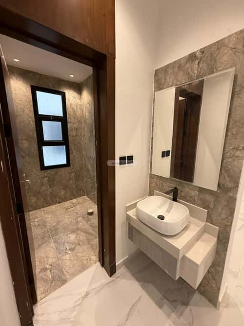 5 bedroom apartment in Al Janadriyah 7