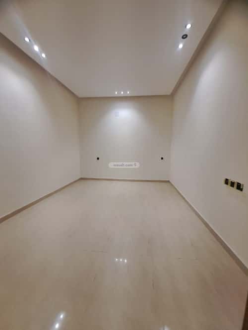 4 bedroom floor in Badr 1