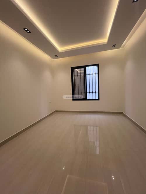 5 bedroom floor in Badr 4