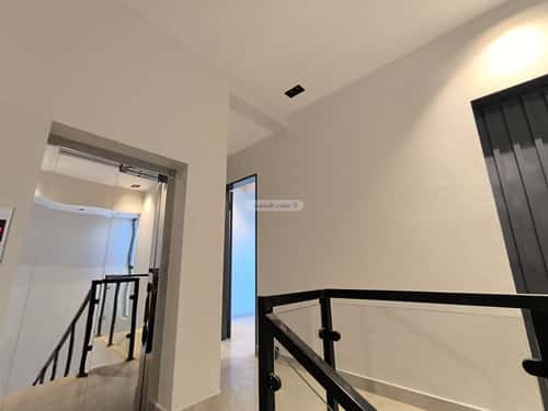 4 bedroom apartment in Qurtubah 8