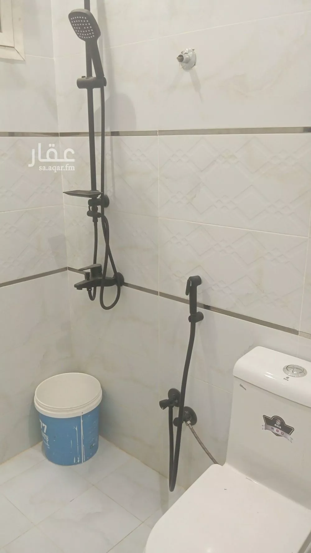 شقة 1 غرف في العقيق 9
