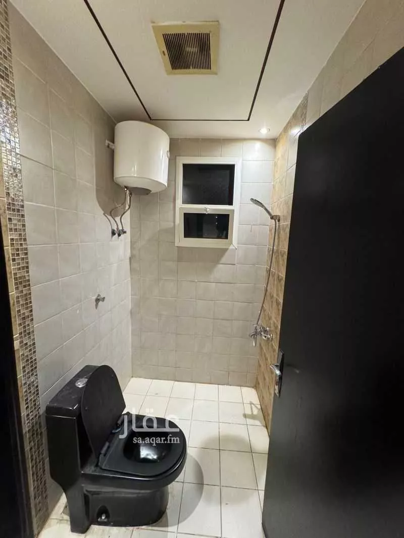 3 bedroom apartment in Shubra, Riyadh 5