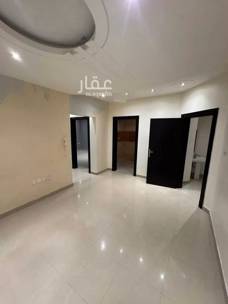 3 bedroom apartment in Shubra, Riyadh 10