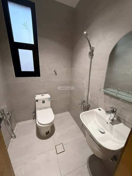 4 bedroom apartment in Al Janadriyah 9