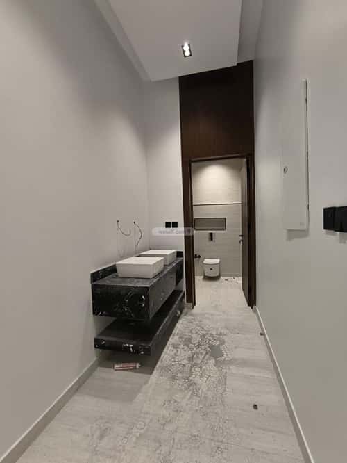 5 bedroom floor in Al Janadriyah 2