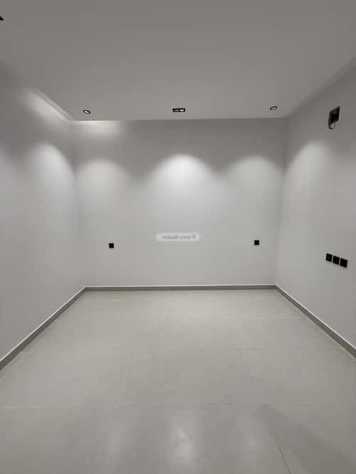 5 bedroom apartment in Al Janadriyah 3