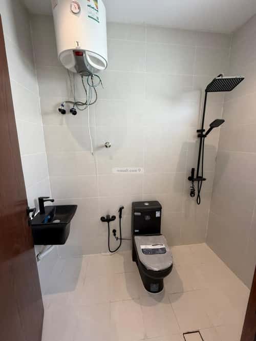 3 bedroom apartment in Al Janadriyah 1