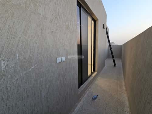 4 bedroom apartment in Al Maizilah 8