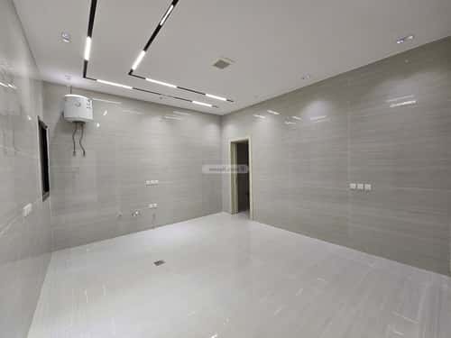 4 bedroom apartment in Al Maizilah 6