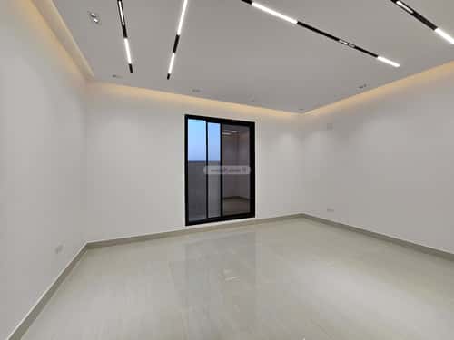 4 bedroom apartment in Al Maizilah 9
