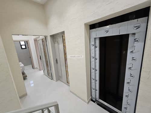 4 bedroom floor in Al Maizilah 3