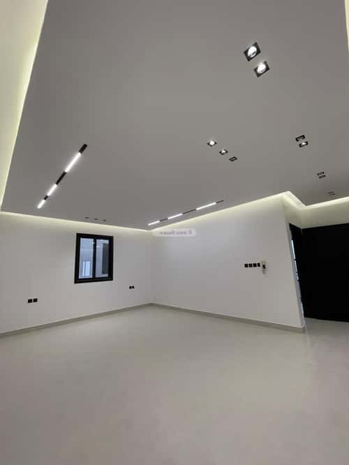 5 bedroom floor in Al Janadriyah 8