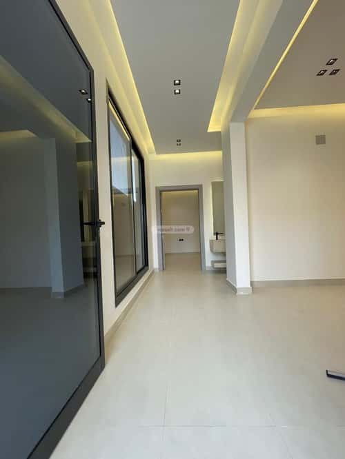 5 bedroom floor in Al Janadriyah 7
