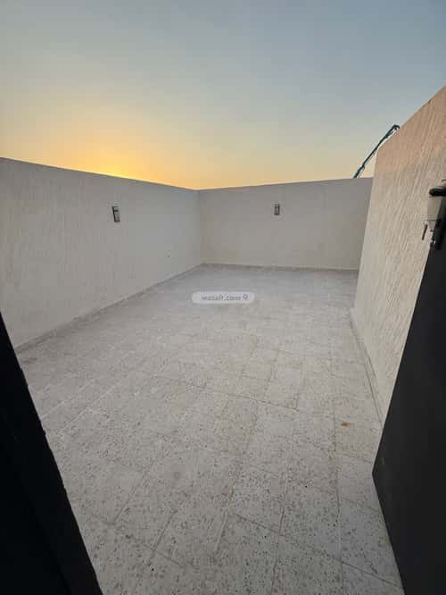 3 bedroom apartment in Al Maizilah 7