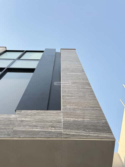 5 bedroom villa in Al Rimal 2