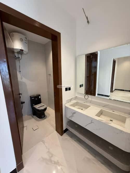 5 bedroom floor in Al Janadriyah 6