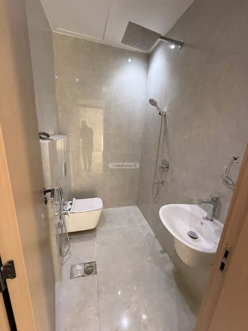 4 bedroom apartment in Al Rimal 4