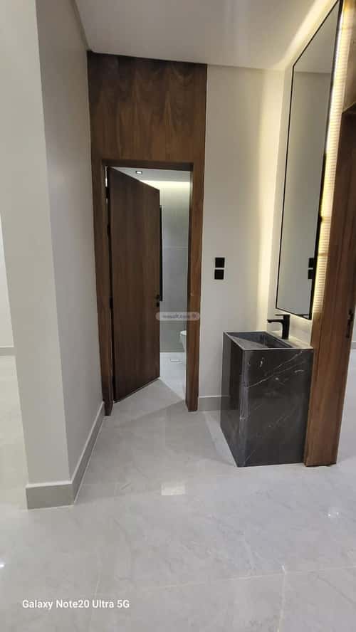 3 bedroom apartment in Al Janadriyah 5