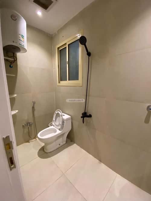 3 bedroom apartment in Dhahrat Laban 9