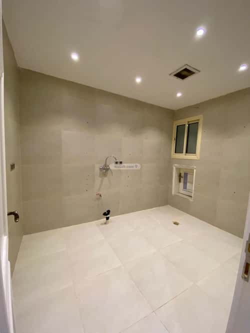 3 bedroom apartment in Dhahrat Laban 8