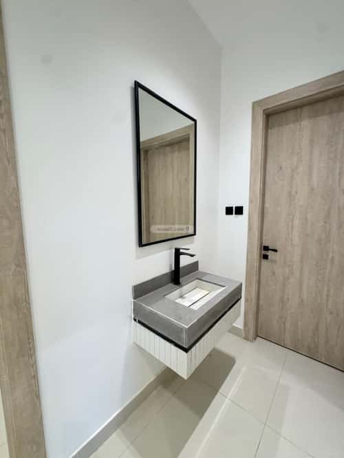 4 bedroom floor in Al Khaleej 13