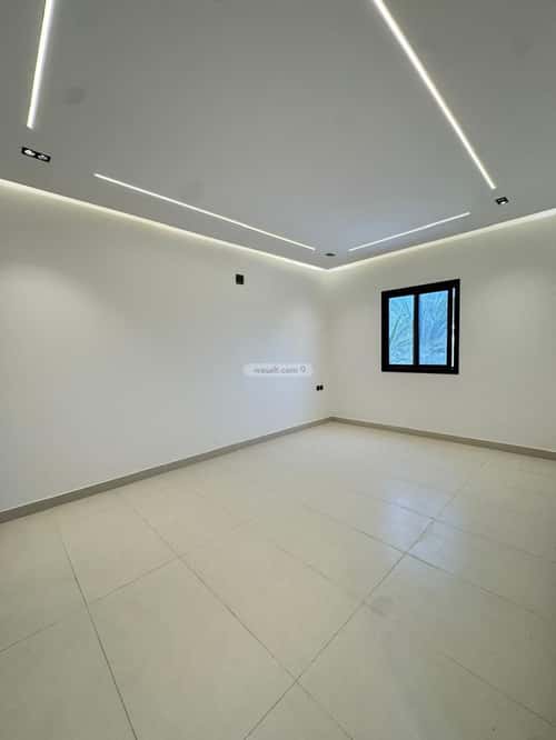 4 bedroom floor in Al Khaleej 8