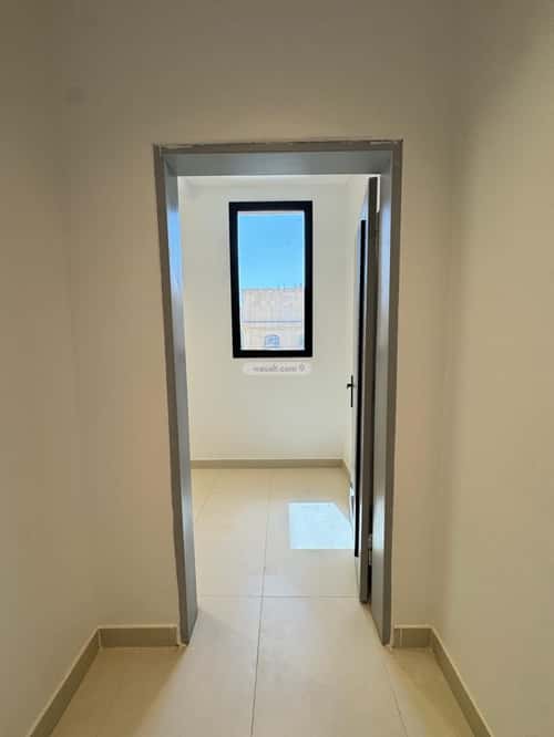 4 bedroom floor in Al Khaleej 2
