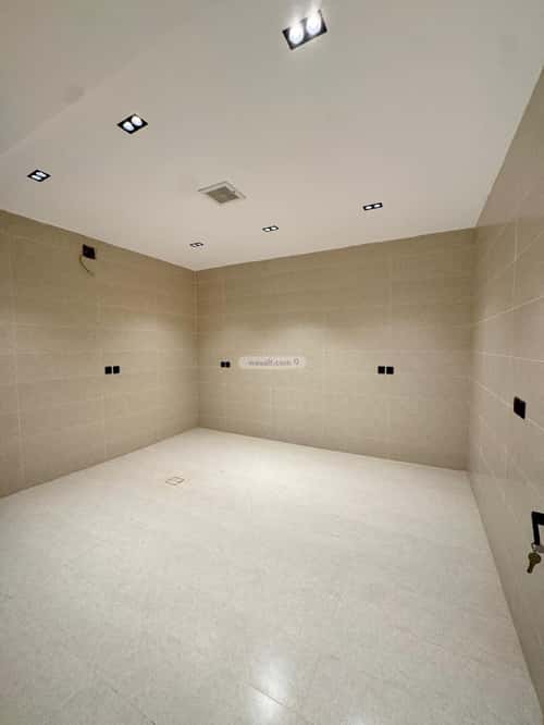 4 bedroom floor in Al Khaleej 9