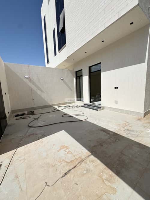 5 bedroom floor in Al Quds 2