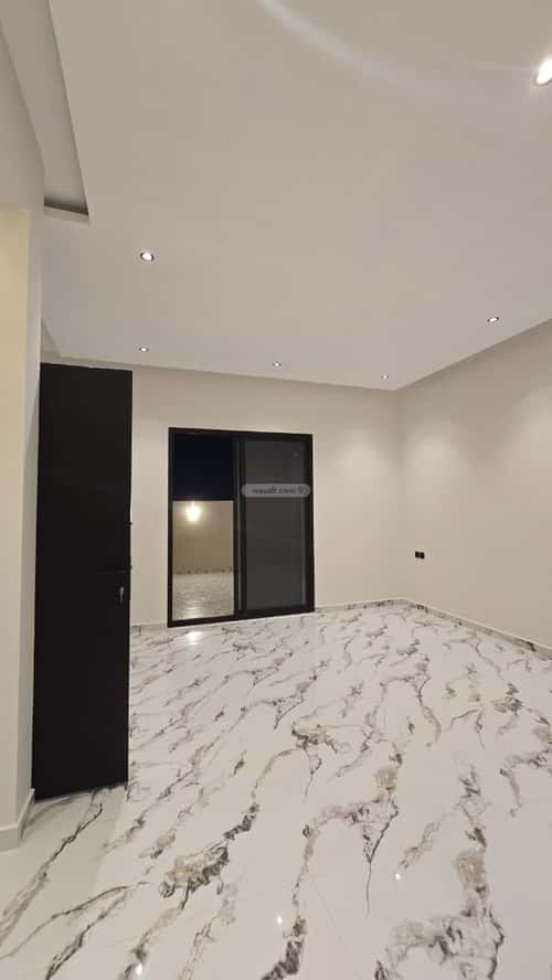 5 bedroom floor in Badr 8