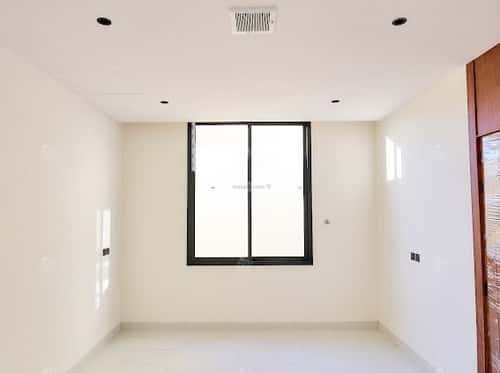 4 bedroom villa in Al Mahdiyyah 3