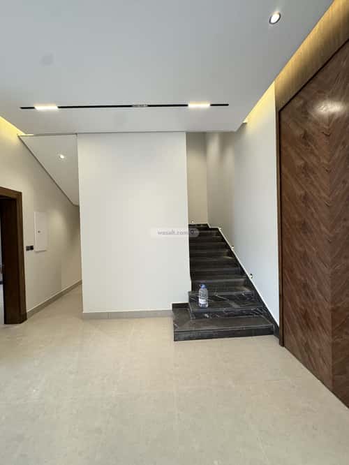 5 bedroom villa in Al Rimal 4