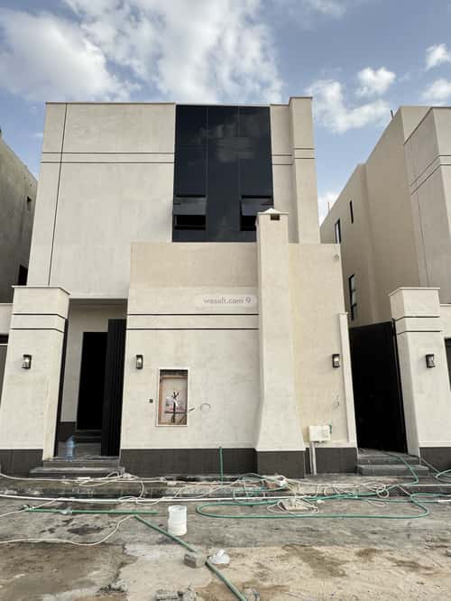 5 bedroom villa in Al Rimal 5