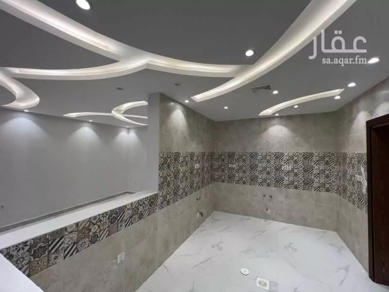 5 bedroom apartment in Al Safa, Jeddah 13