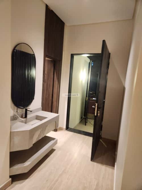 5 bedroom villa in As Suwaidi Al Gharabi, Riyadh 20