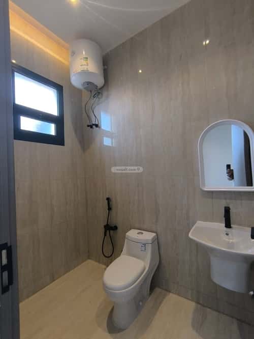4 bedroom villa in Al Janadriyah 7