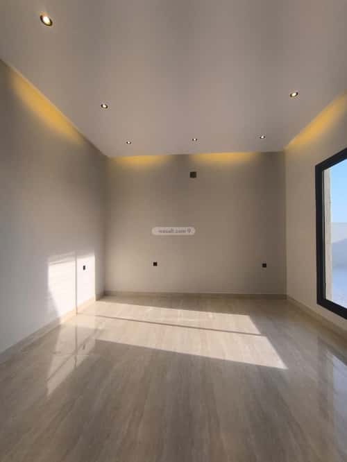 4 bedroom villa in Al Janadriyah 11