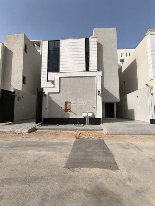 6 bedroom apartment in Al Maizilah 12
