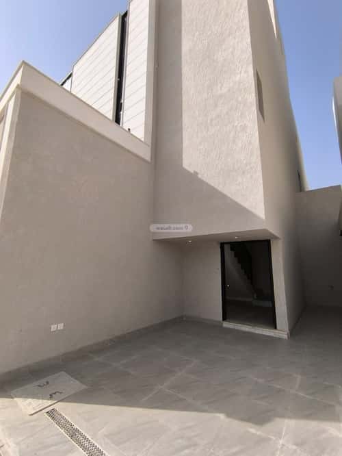 6 bedroom apartment in Al Maizilah 10