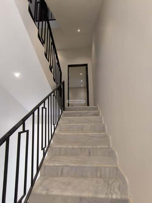 6 bedroom apartment in Al Maizilah 2