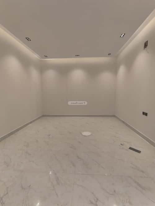 6 bedroom apartment in Al Janadriyah 8