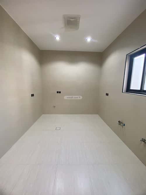 6 bedroom apartment in Tuwaiq 12