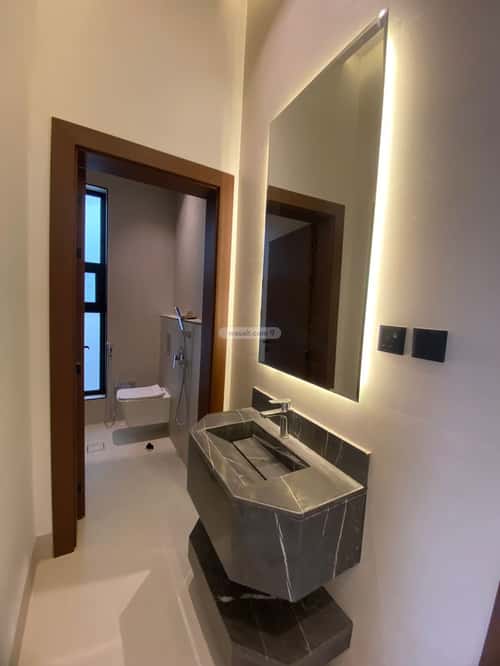 6 bedroom apartment in Tuwaiq 6