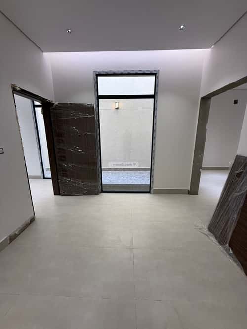 6 bedroom floor in Al Janadriyah 5