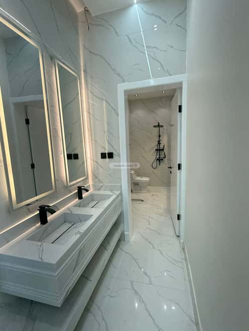 5 bedroom floor in Al Janadriyah 14